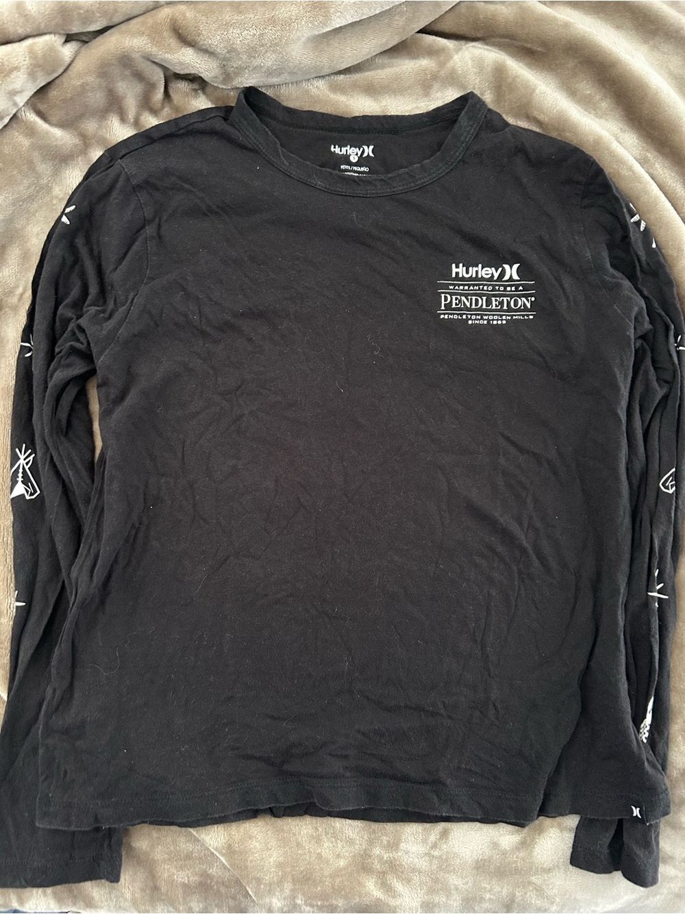 Hurley Black Long Sleeve Graphic Tee with Sleeve Prints